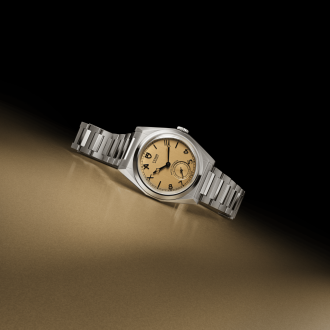 Tudor Monarch (3)