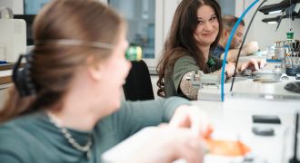 Uhrenservice In Der Werkstatt